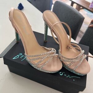 Betsey Johnson size 9.5 high heels